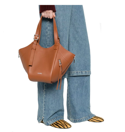 Hammock Flip Classic Calfskin Shoulder Bags - Squirrel