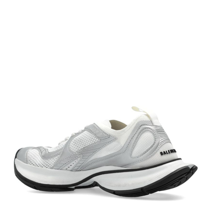 Circuit Sneaker in White/Silver