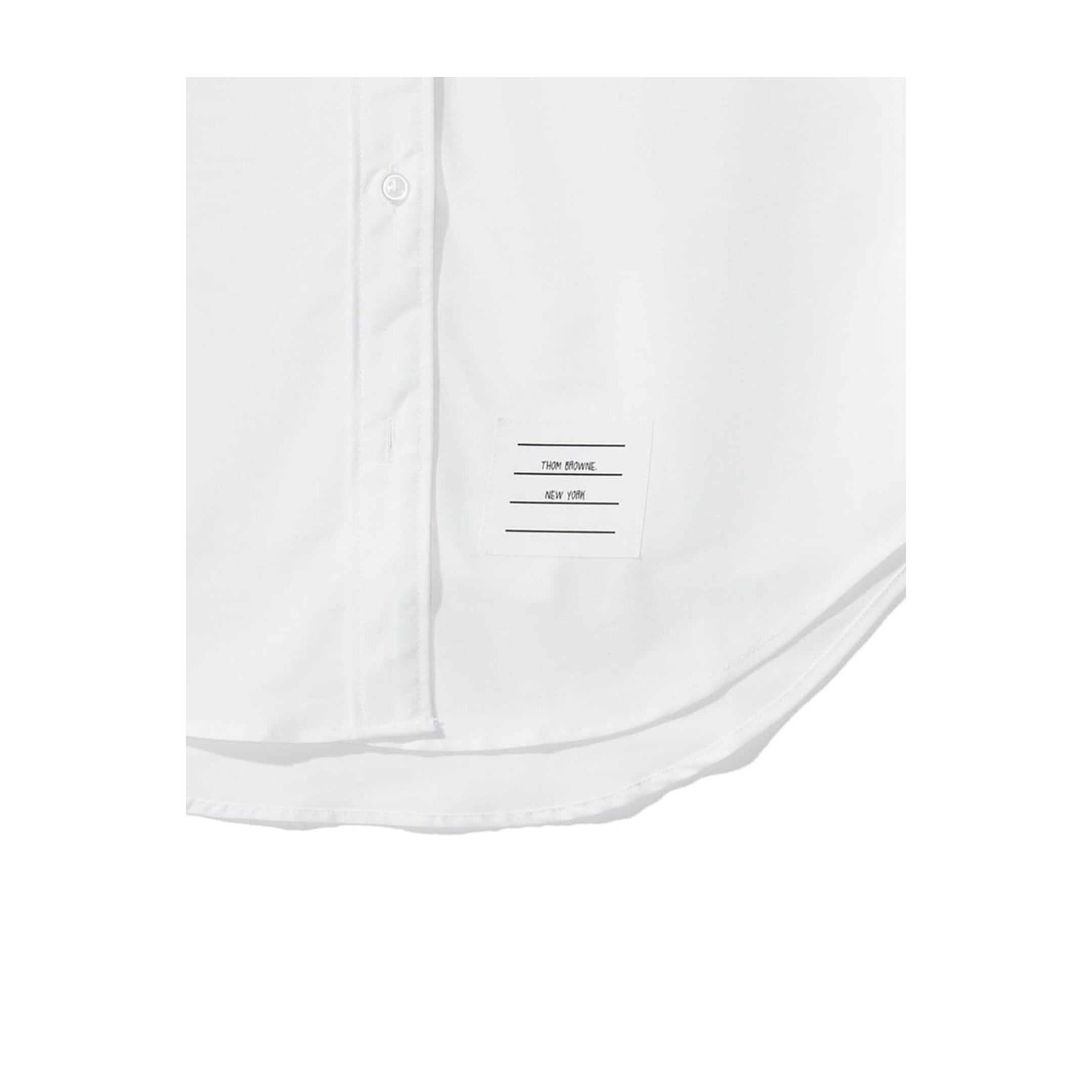 MAYFEYR - Thom Browne - Classic Point Collar Shirt With Engineered Satin Weave 4 Bar In Oxford - FLL005A06496100
