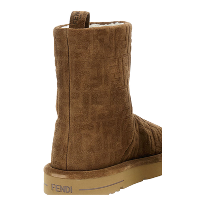 Boots Brown