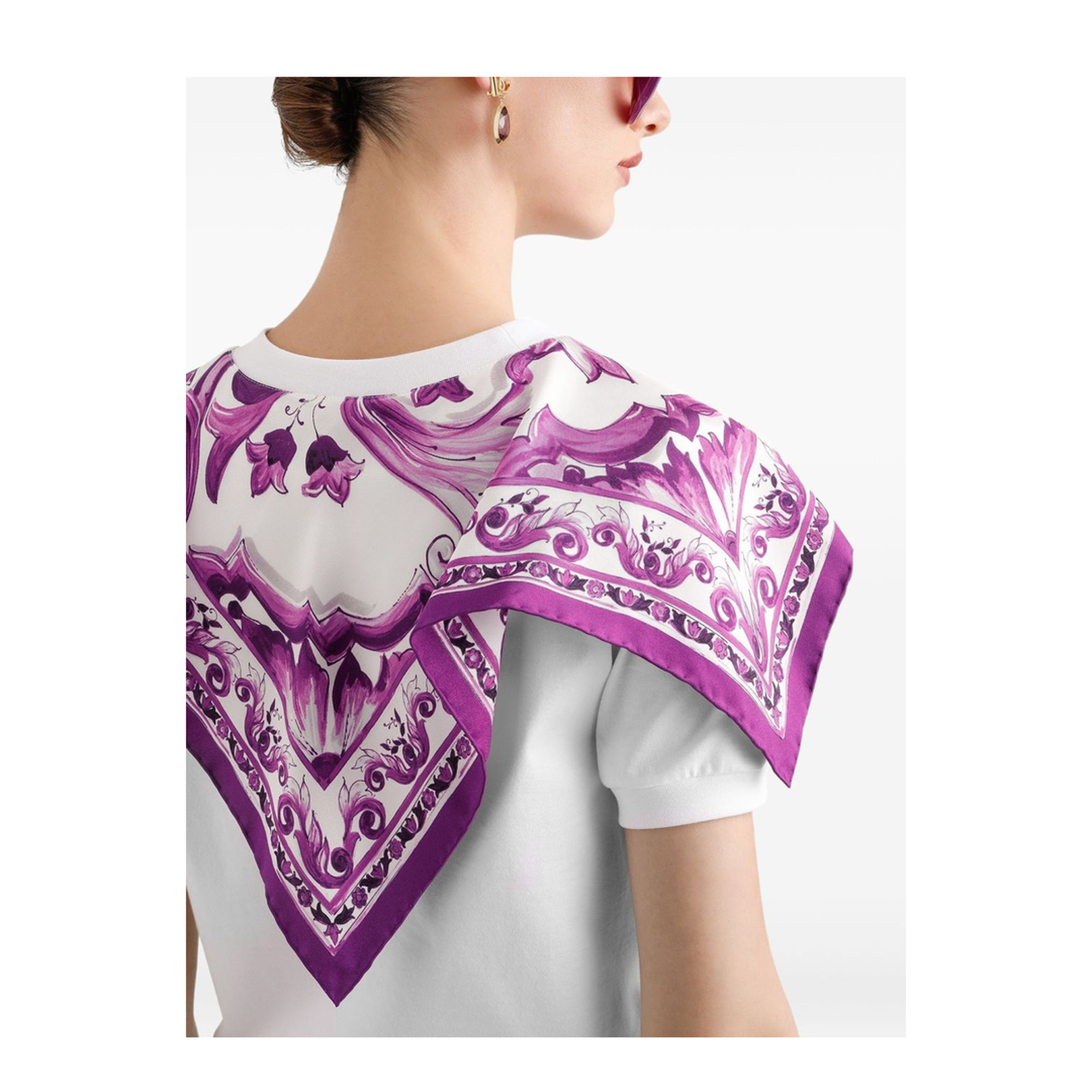 T-Shirt with Scarf