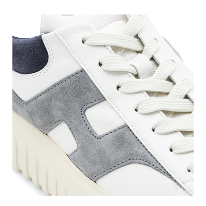 Sneakers White