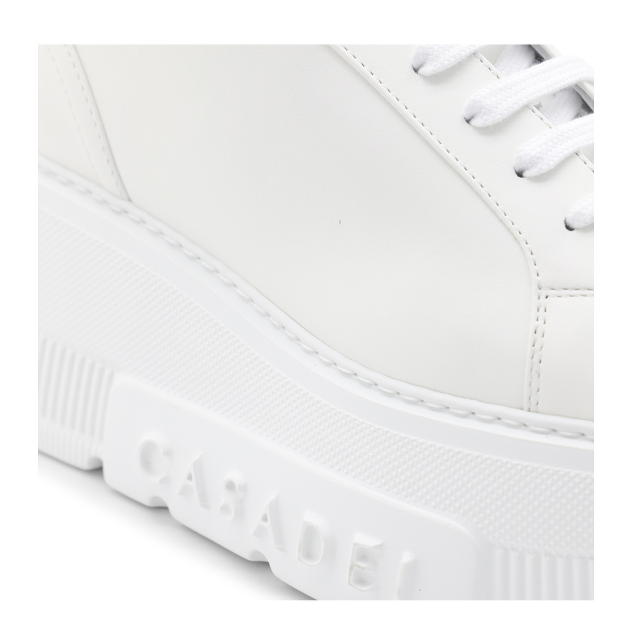 Sneakers White