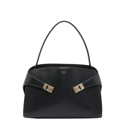 Hug Shoulder Bag in Black