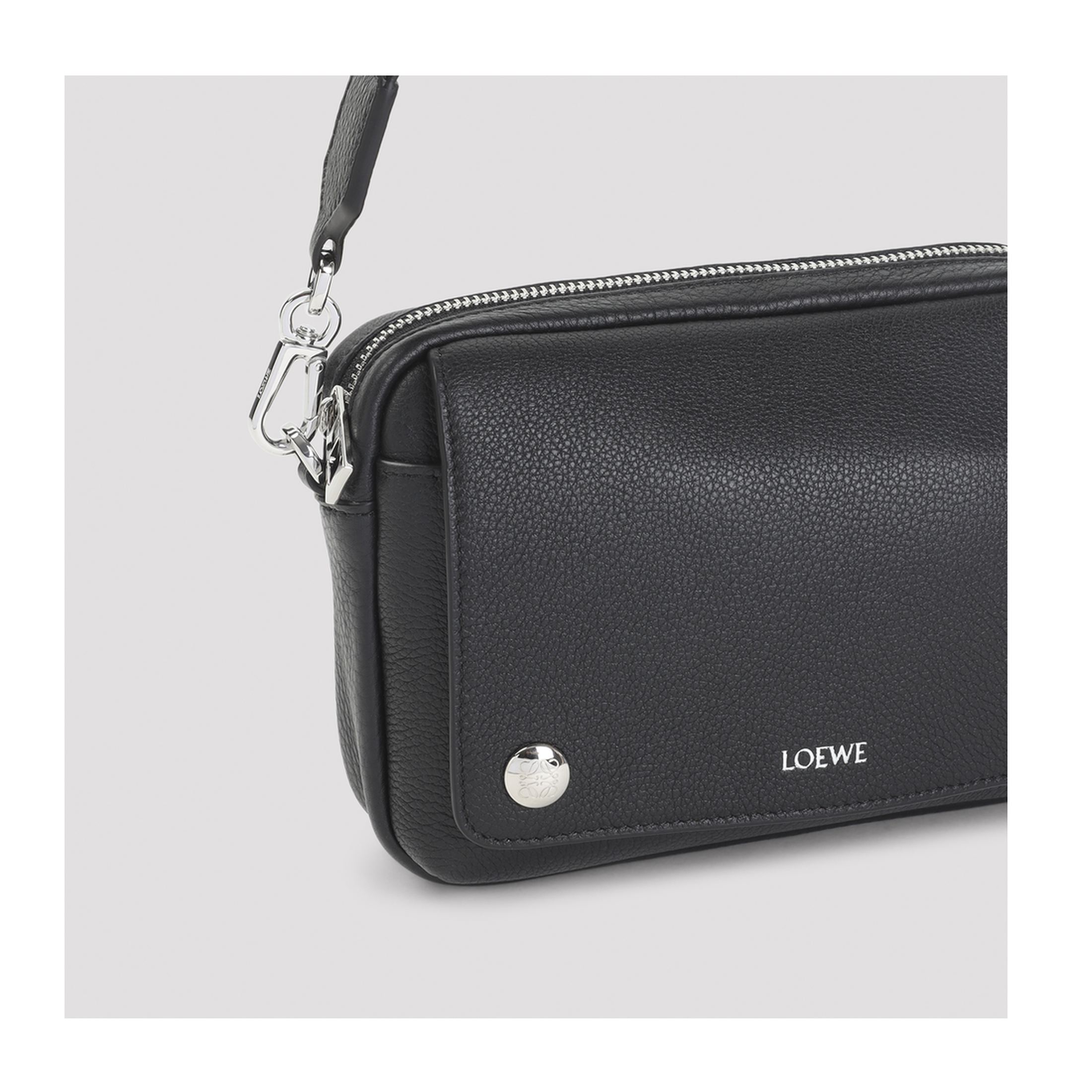 MAYFEYR - Loewe - Pebble Messenger Small Bag - BANBPCBX01