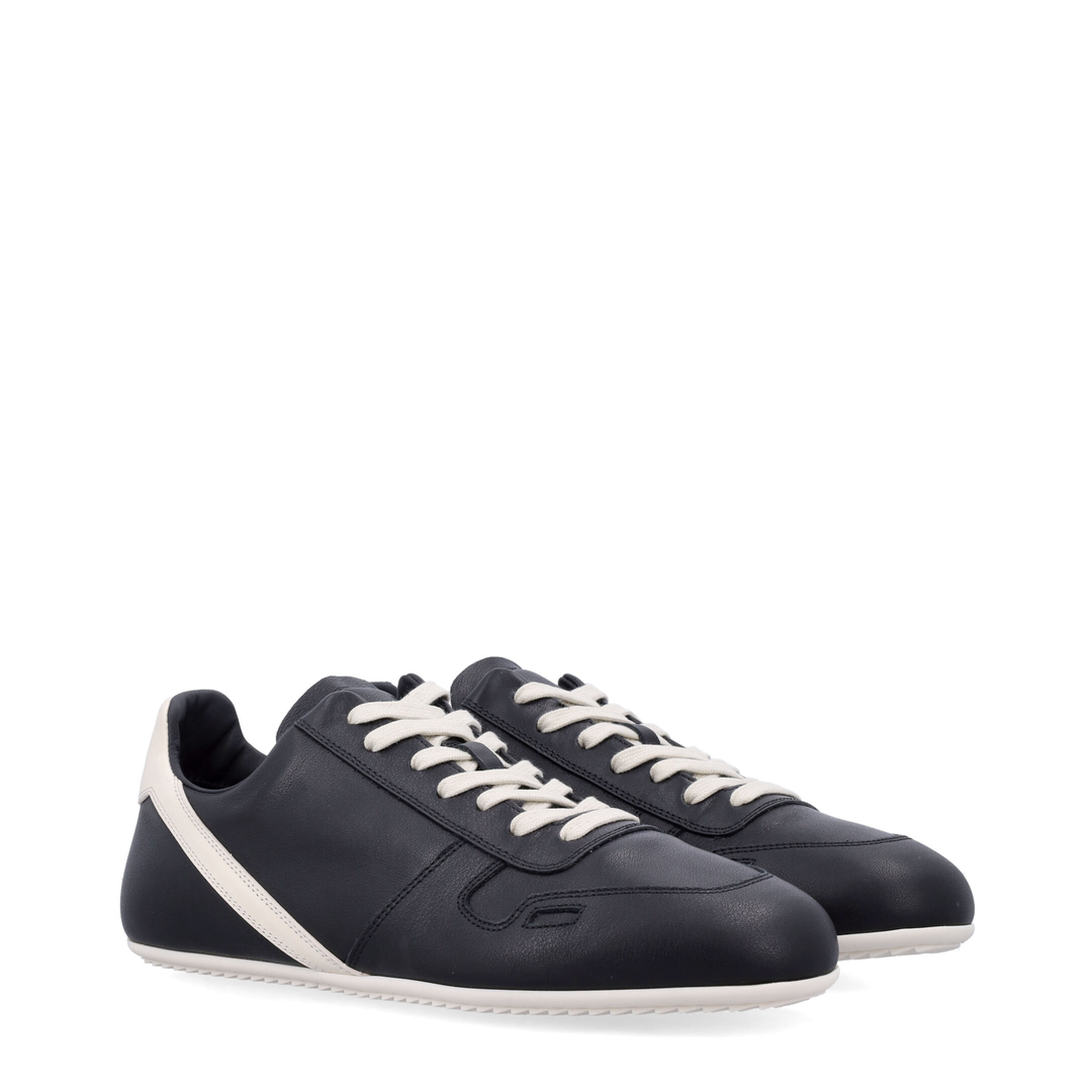 Minimal Sneak Sneaker