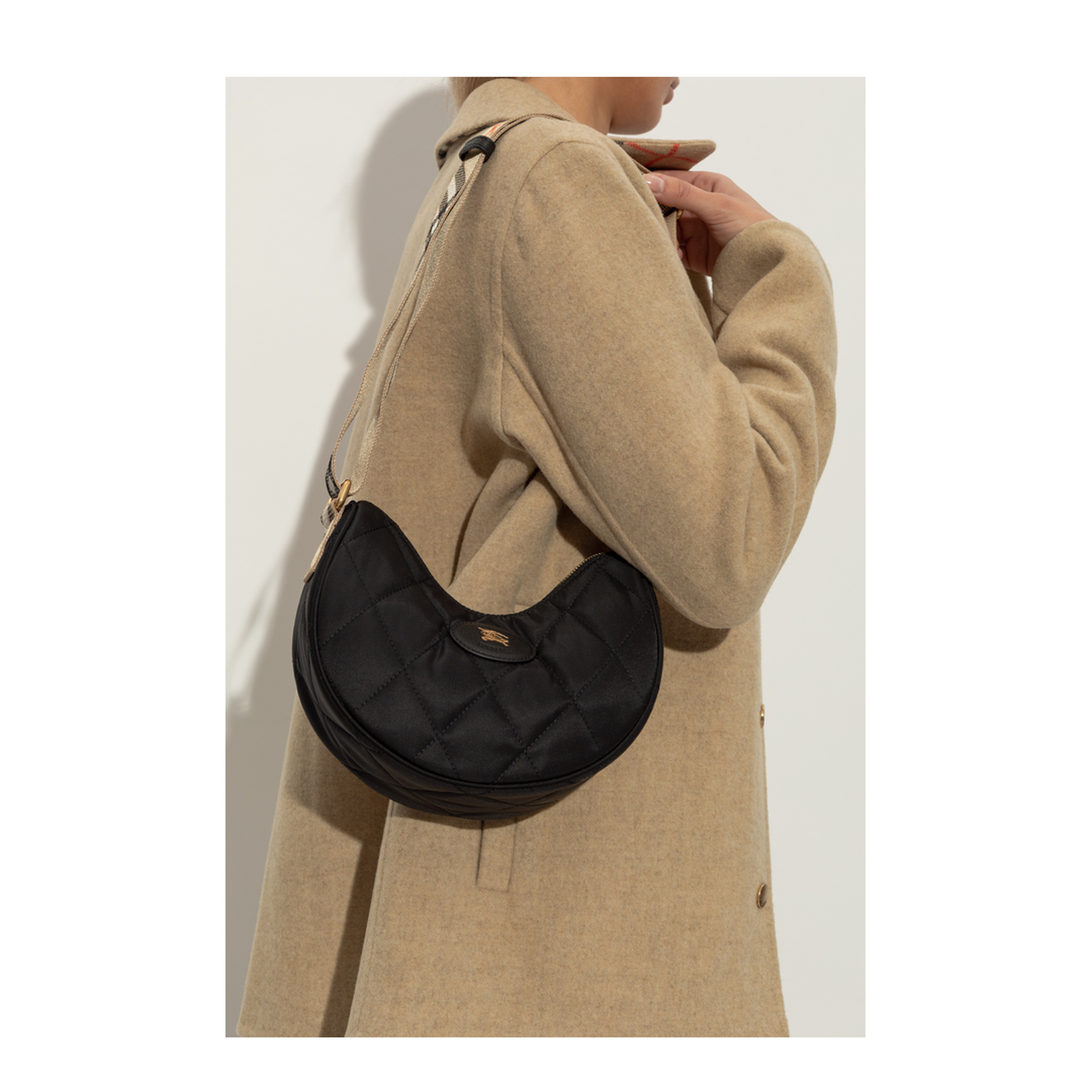 Horseshoe Shoulder Bag