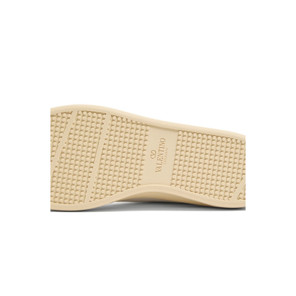 VLogo Signature Branded Heel Counter Sneakers