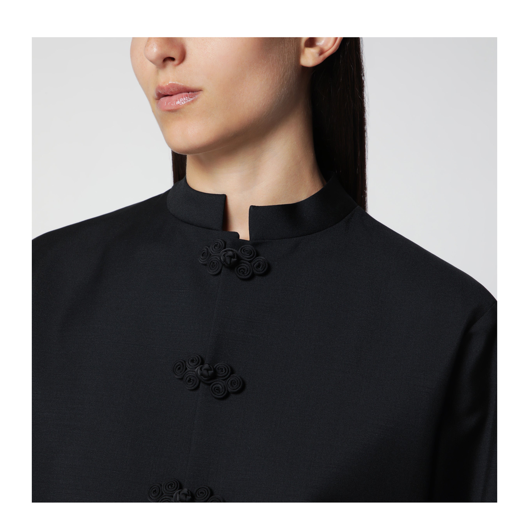 MAYFEYR - Róhe - Black Wool Jacket With Pankou Closure - 415-11-023WO001