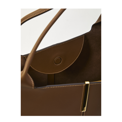 Shopping Bag in Leather Medium-Small