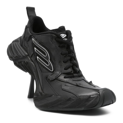 Heel Shoe Monday in Black