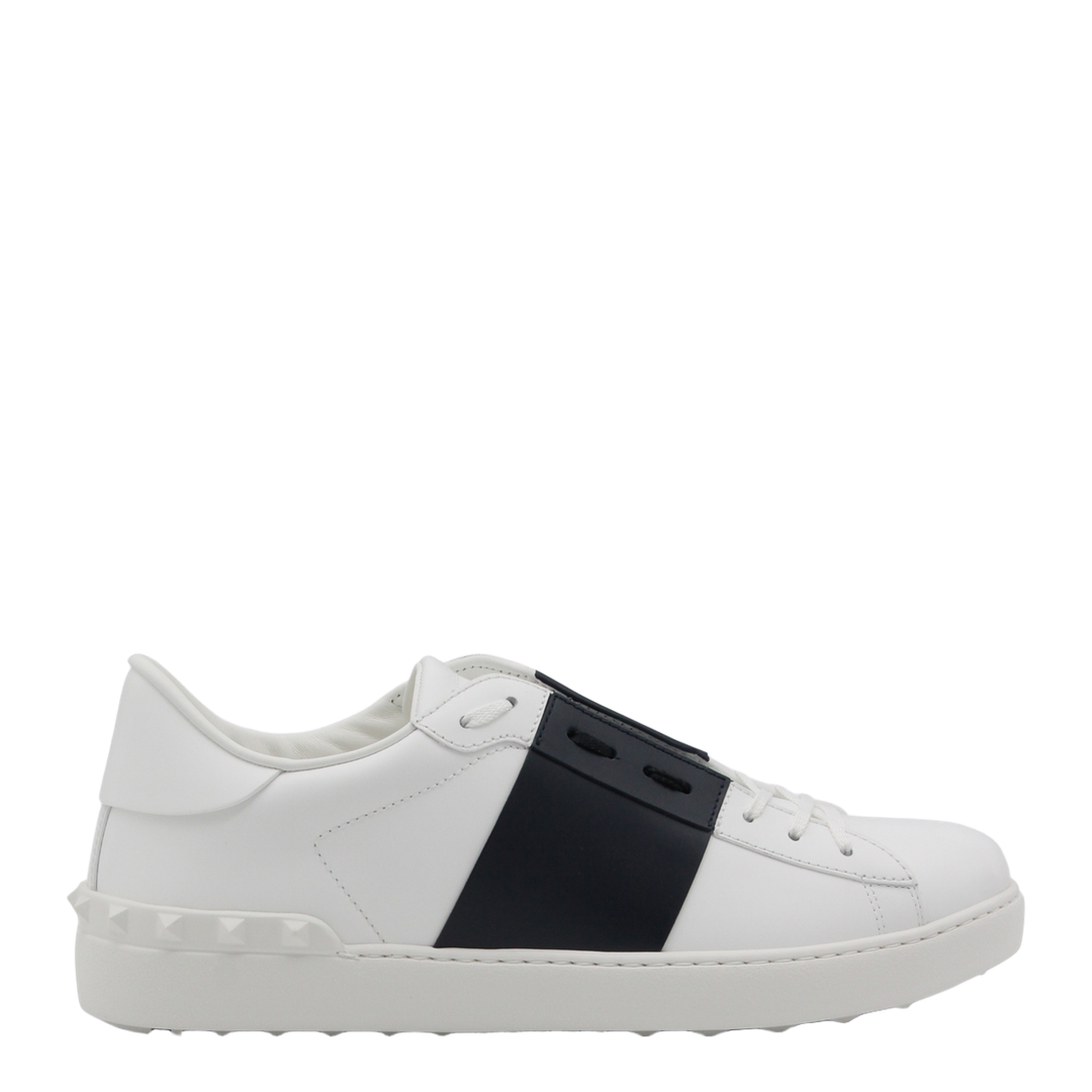 Open Sneakers
