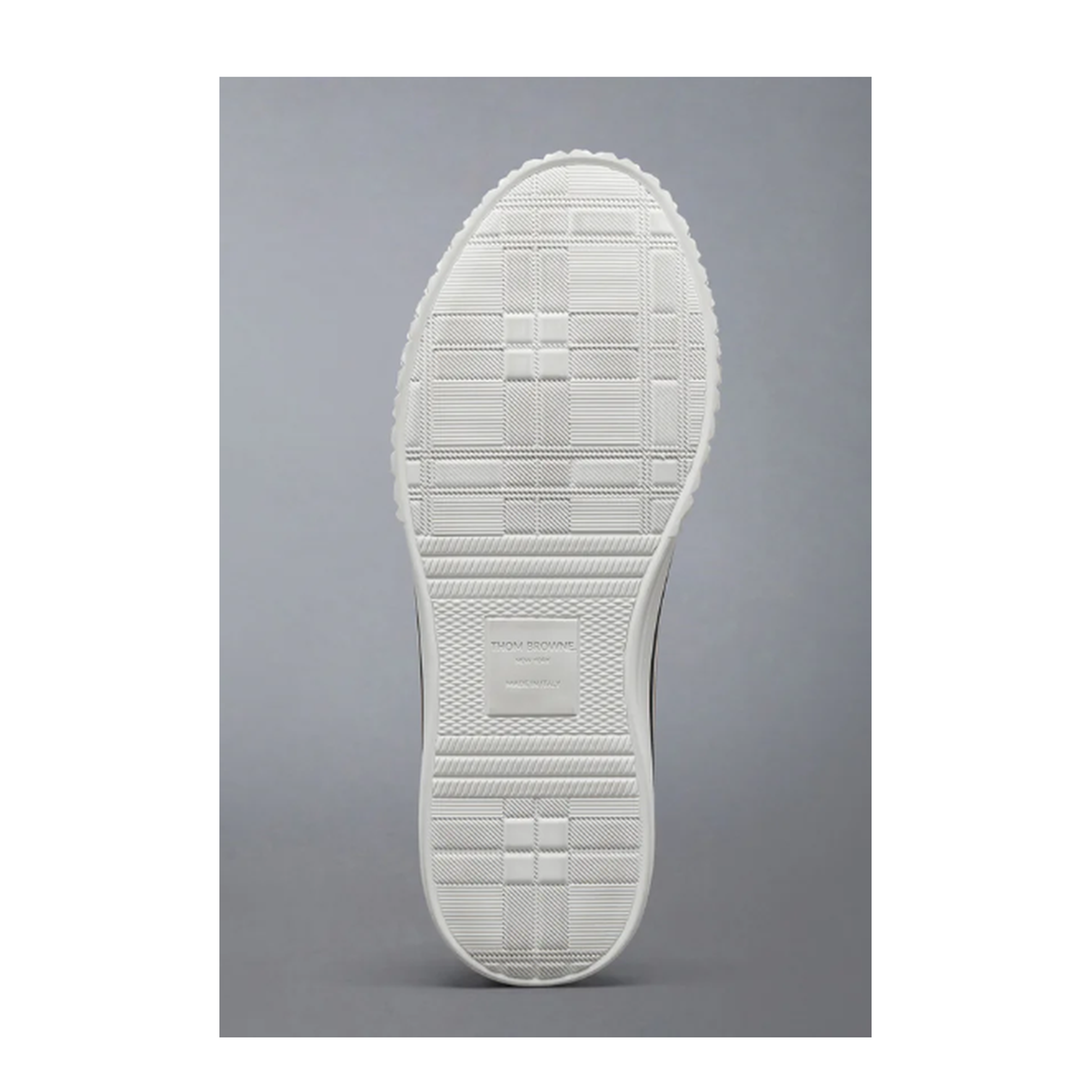 MAYFEYR - Thom Browne - Collegiate Low Top Trainer With Tartan Tread Sole In Organic Canvas - FFD125AF0102100