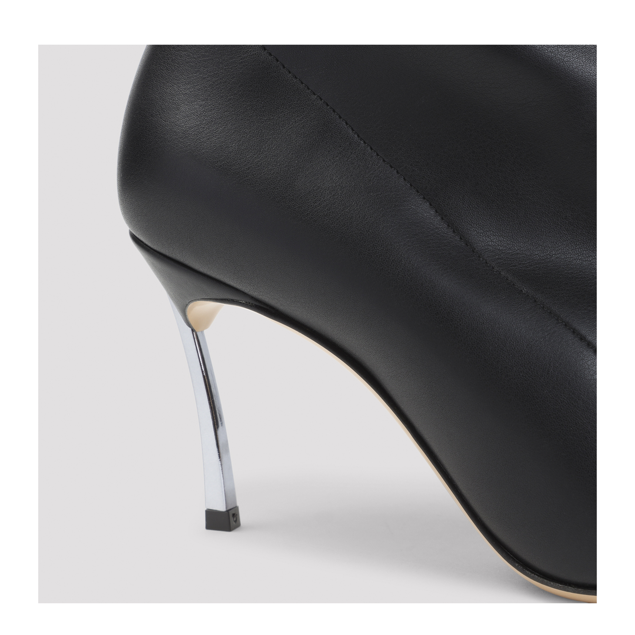 MAYFEYR - Casadei - Black Blade Bootie - 1R475Y080MC22749000NERO