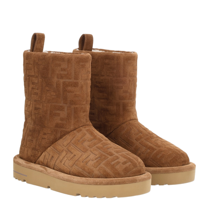 Boots Brown