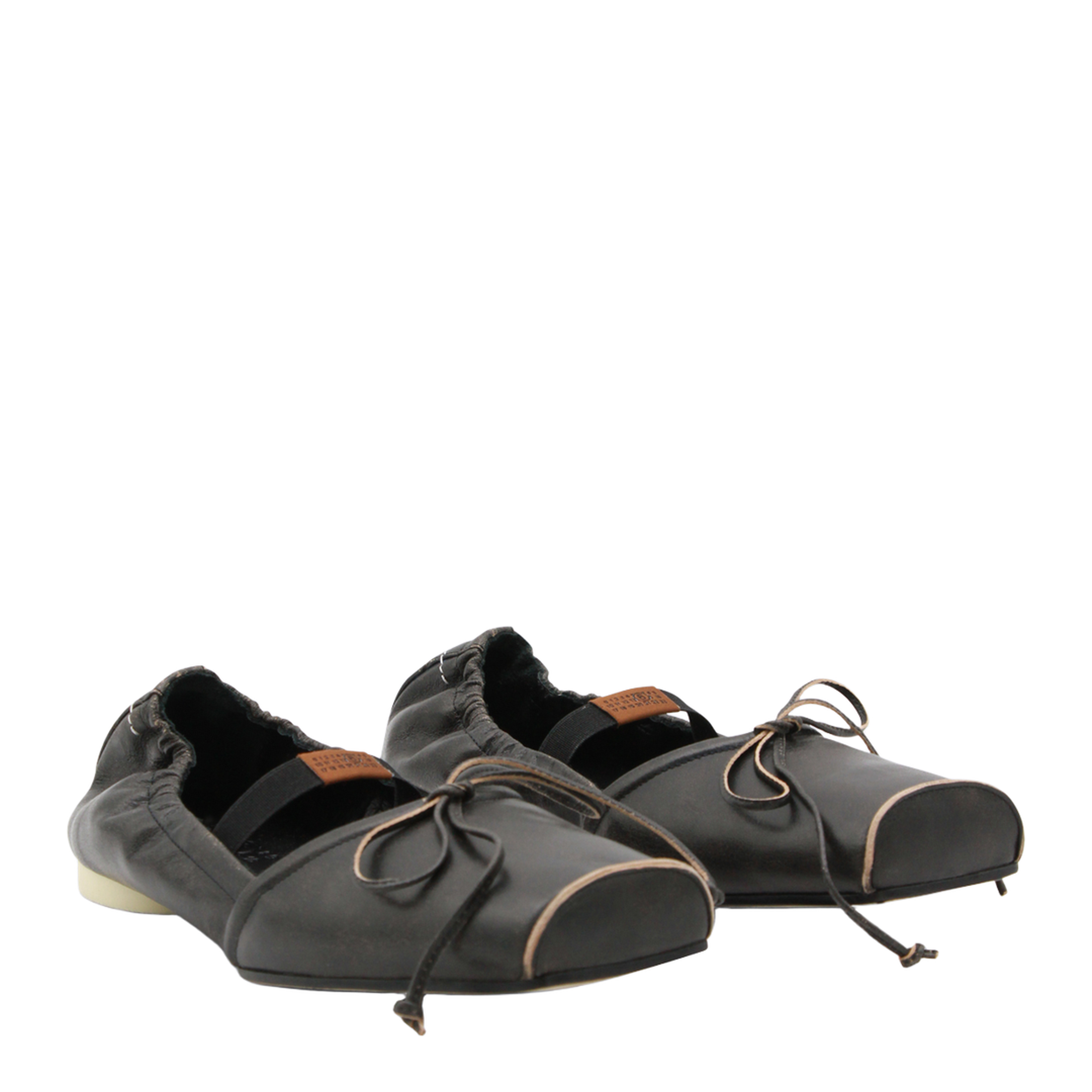 Square-toe ballerinas in brown calfskin leather