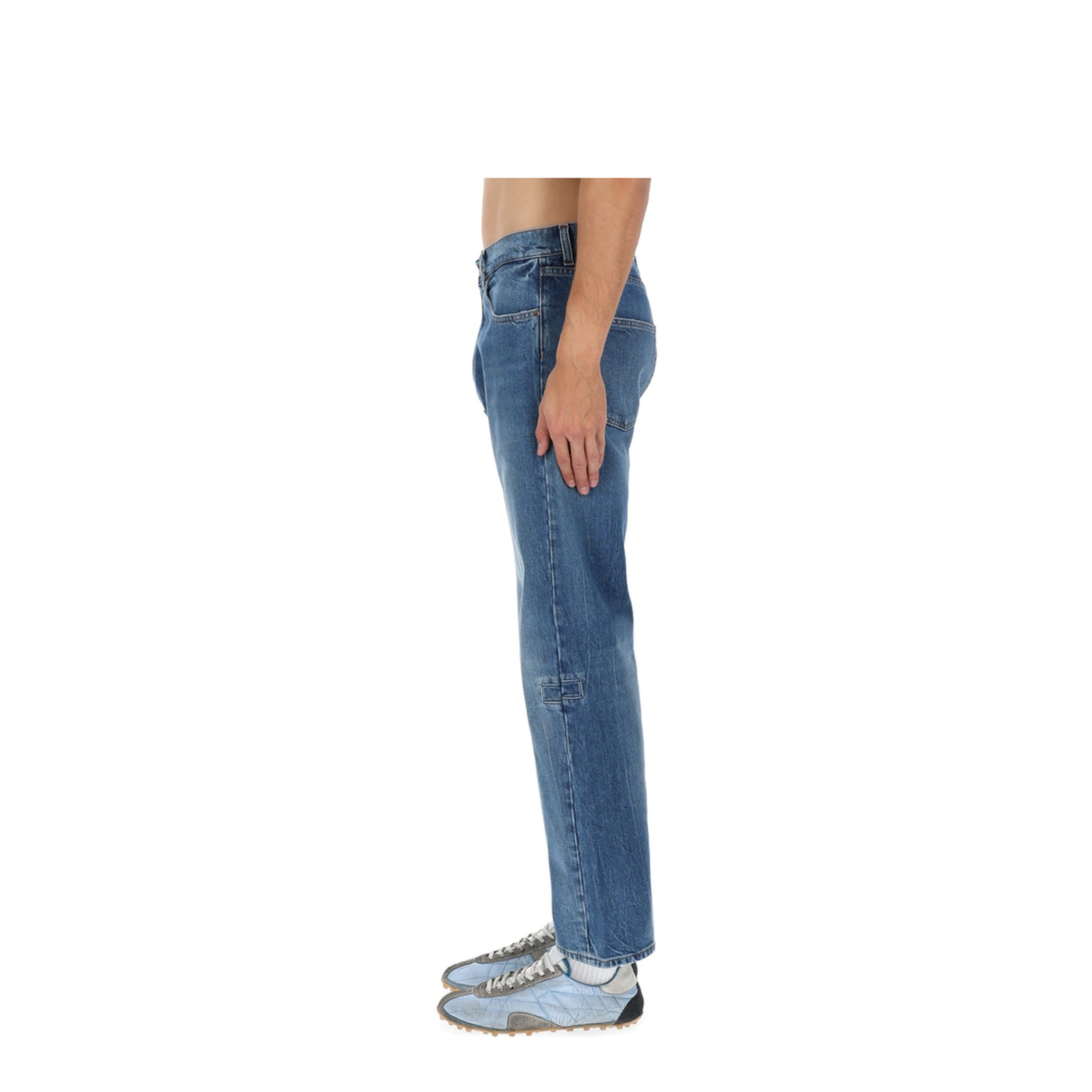Jeans with patch
