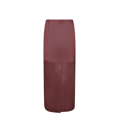 Crafted from high-quality soft leather. Epitomizes contemporary elegance. Pencil cut that flatters t