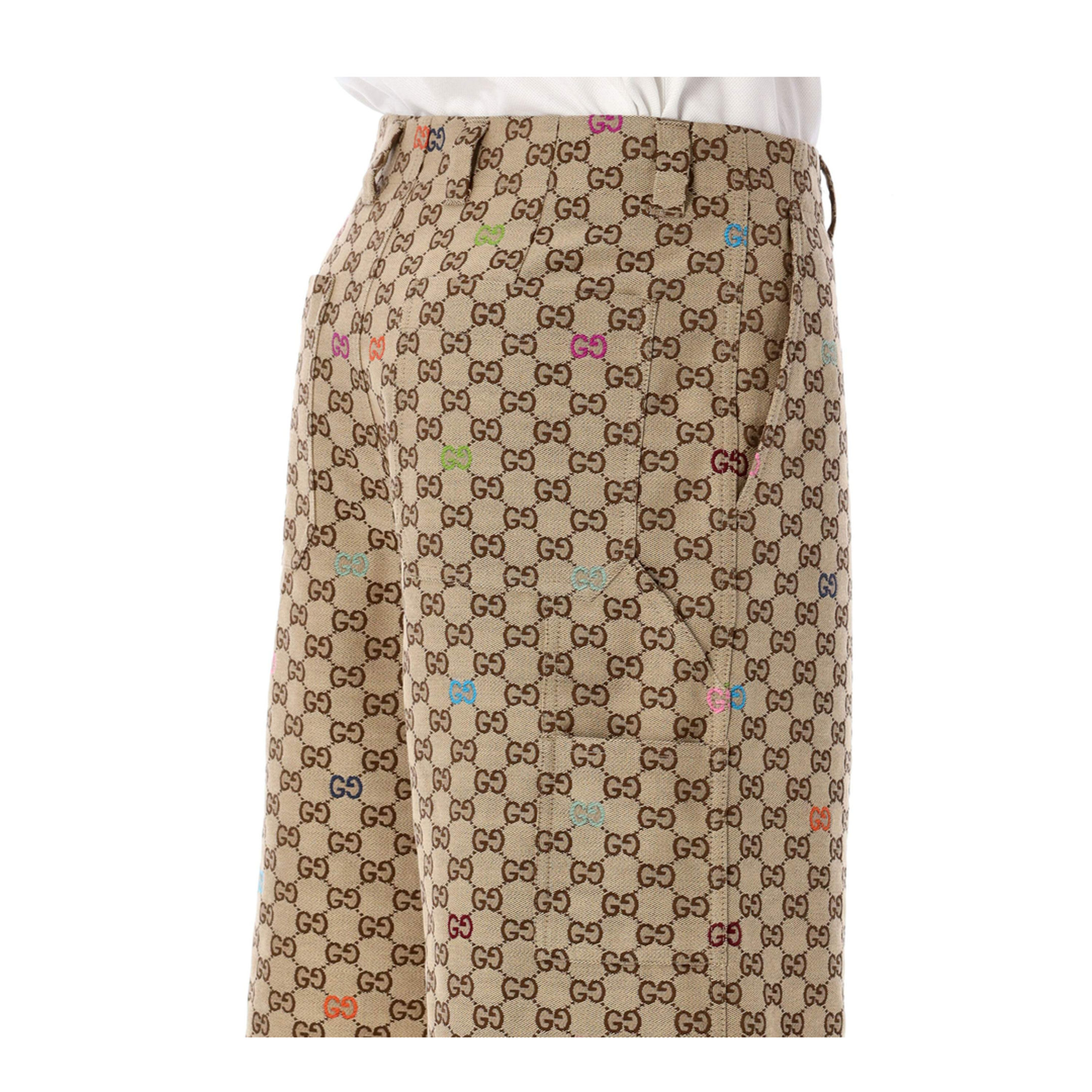 Canvas Shorts in Camel and Dark Brown