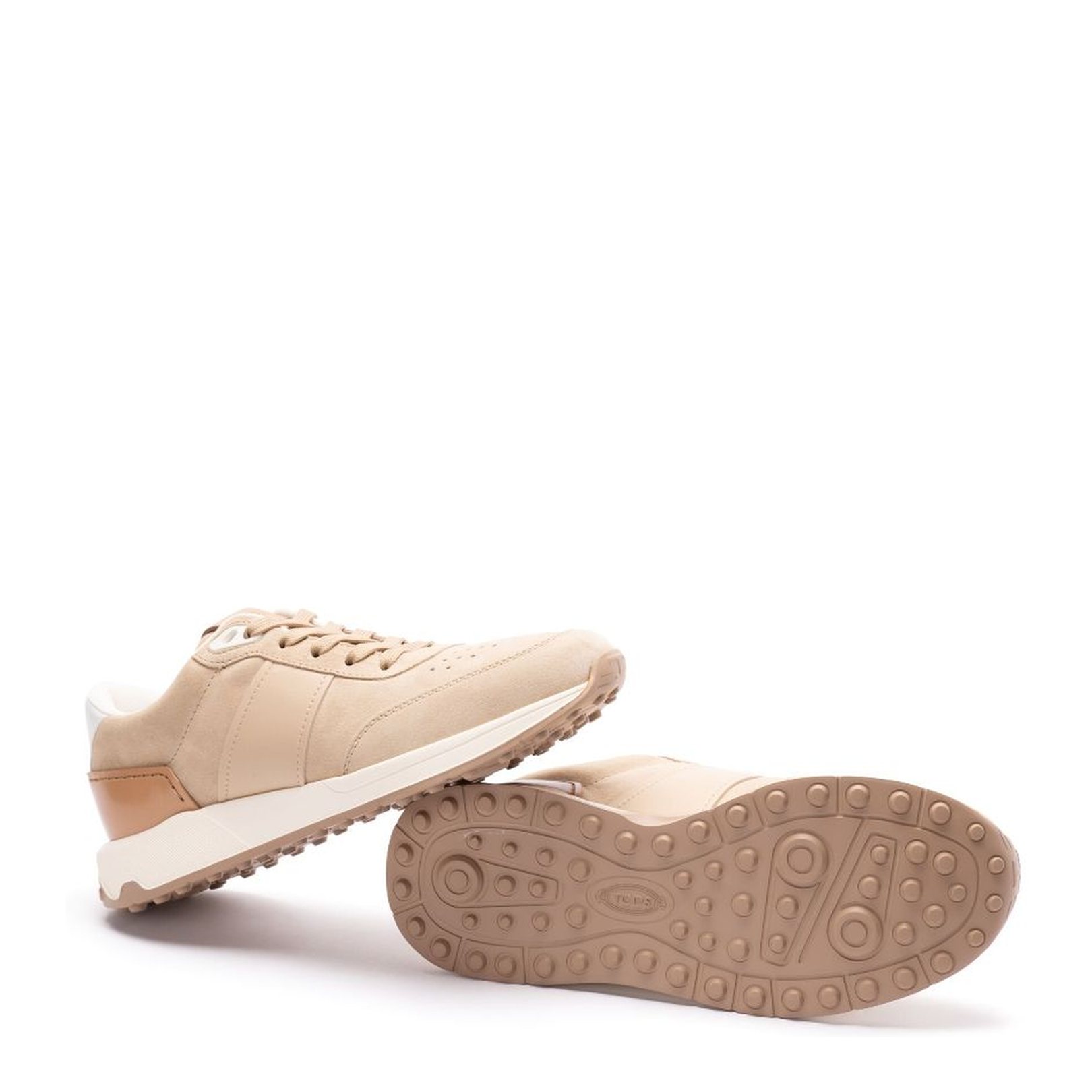 Sneakers in Suede