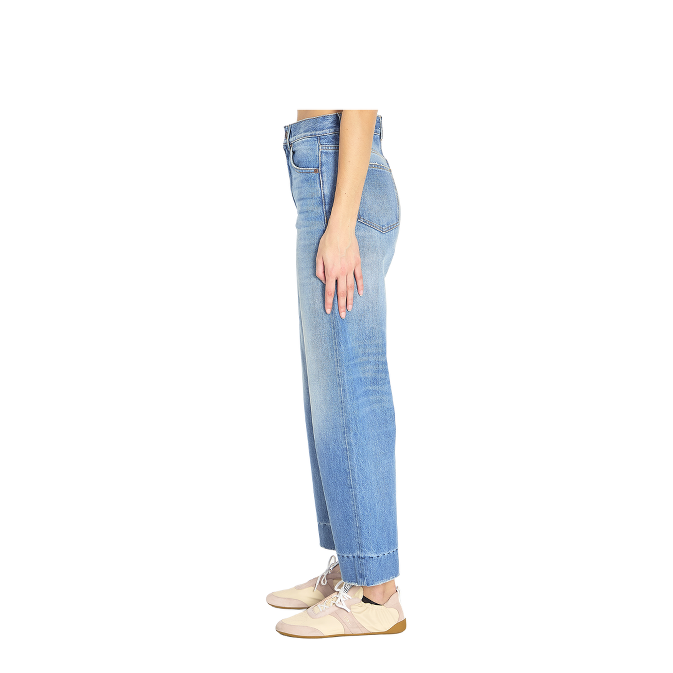 High-waisted shorts jeans