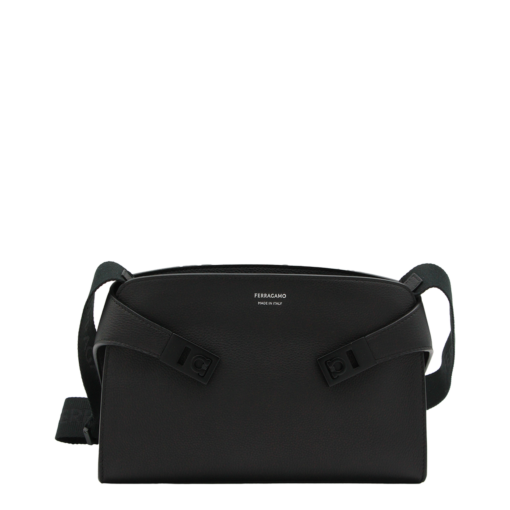 Hug Hammered Calfskin Messenger Bag - Nero