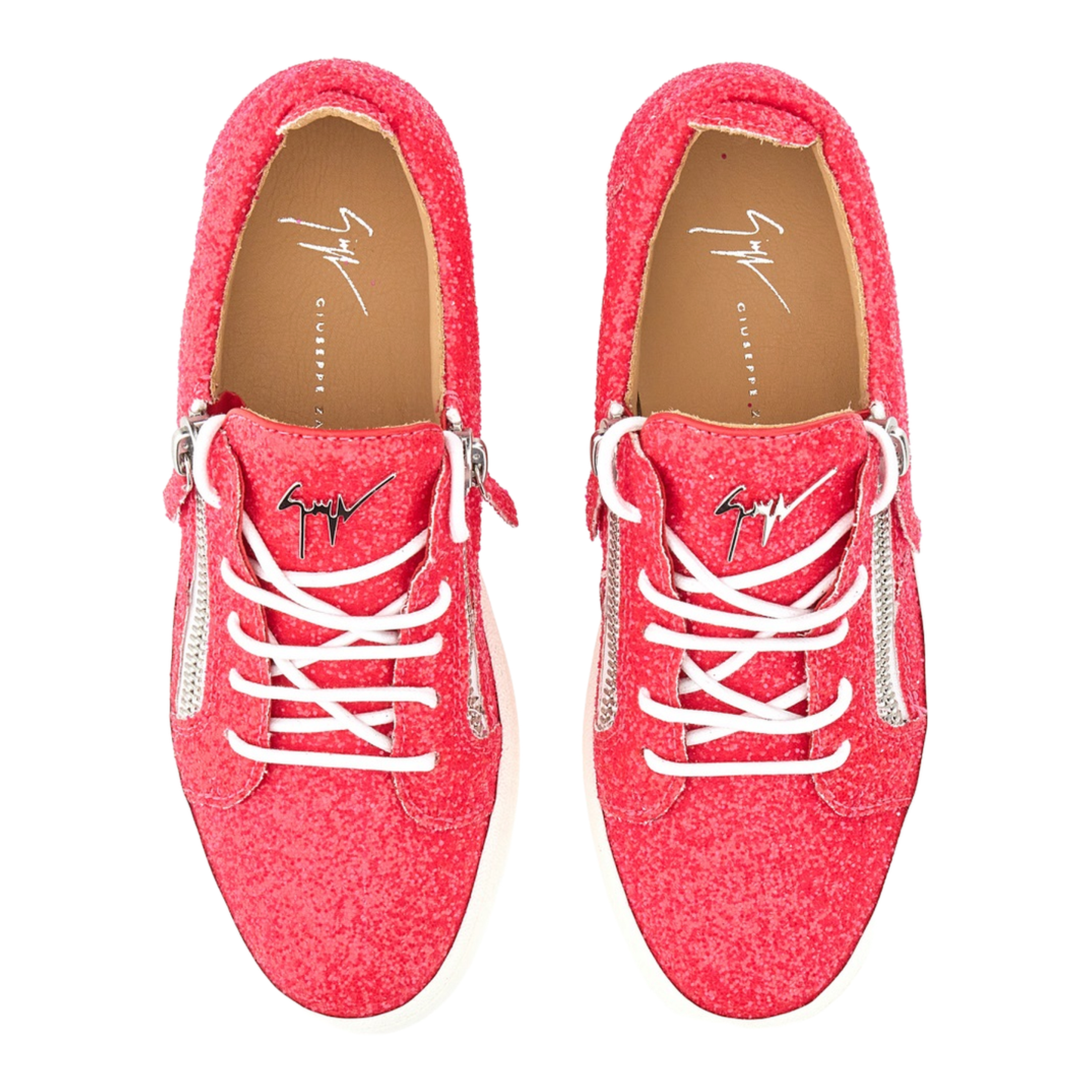 SNEAKER GAIL