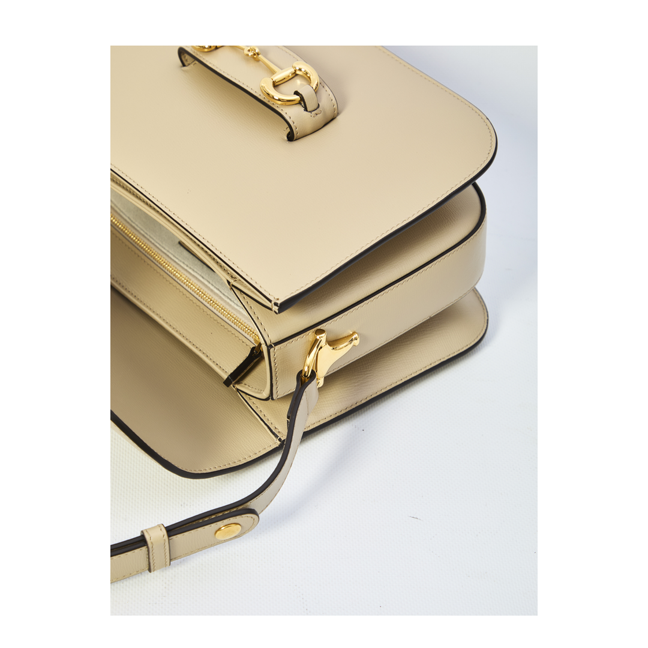 Medium Shoulder Bag
