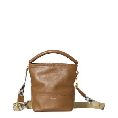 MAYFEYR - Burberry - B Clip Bucket Bag - 8123598B8630