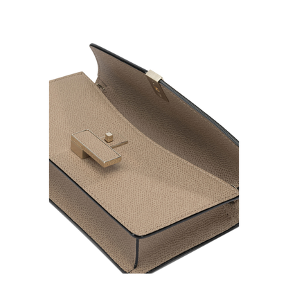 Clutch Iside With Chain