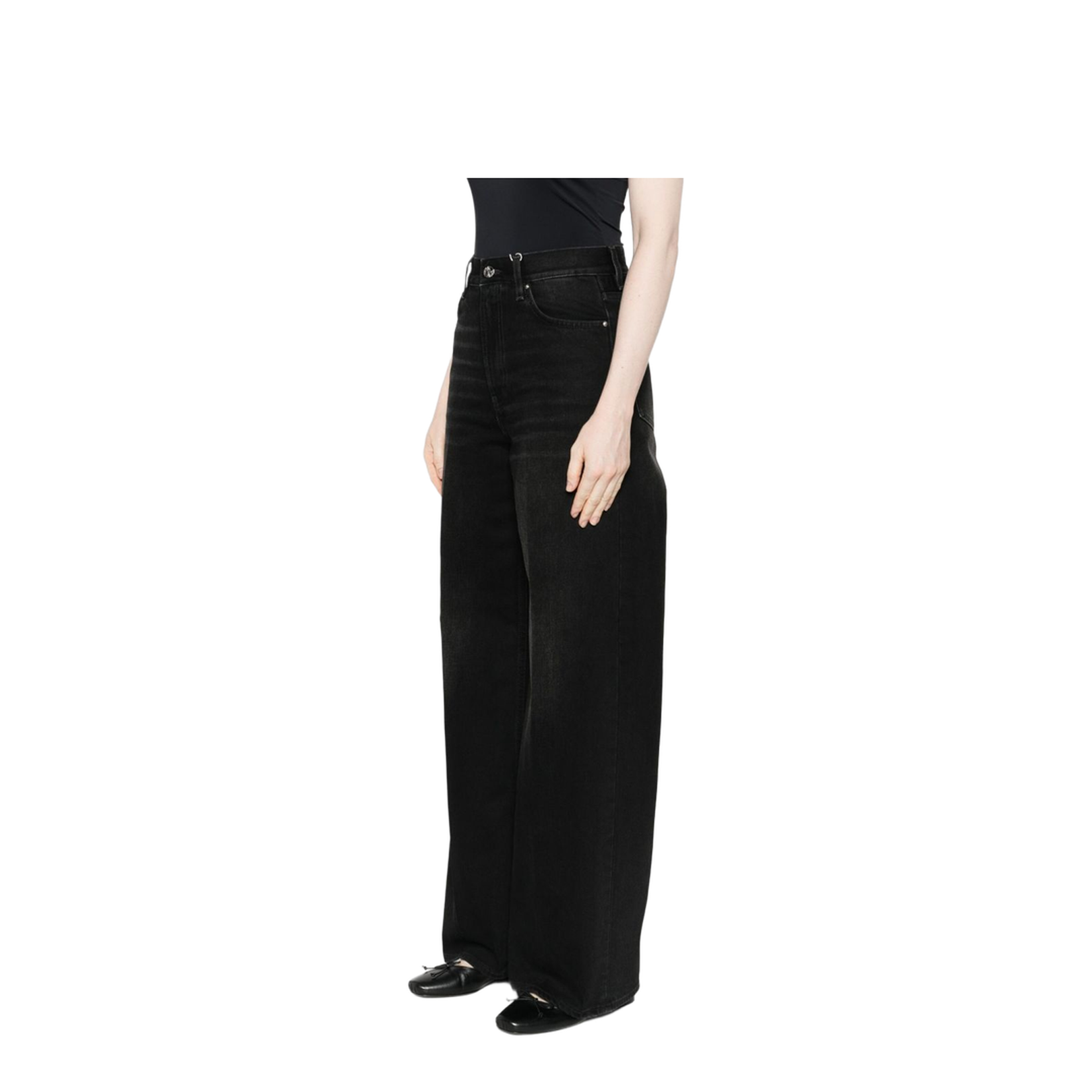 Wide-leg denim jeans