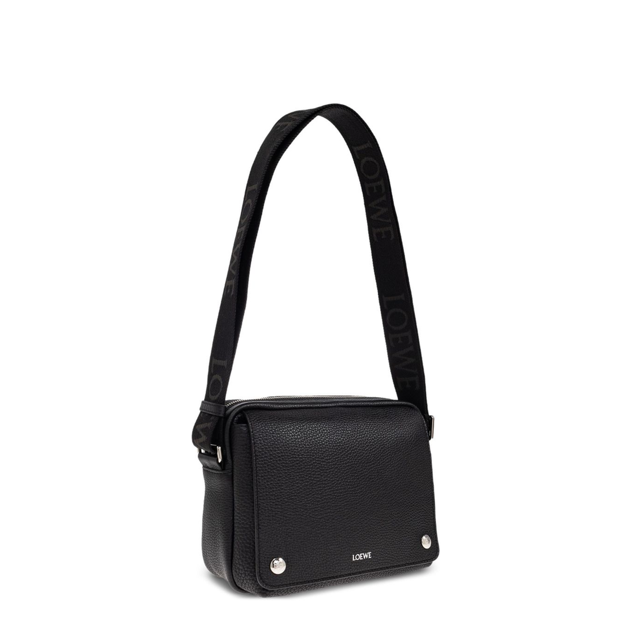 Medium Pebble Messenger Bag