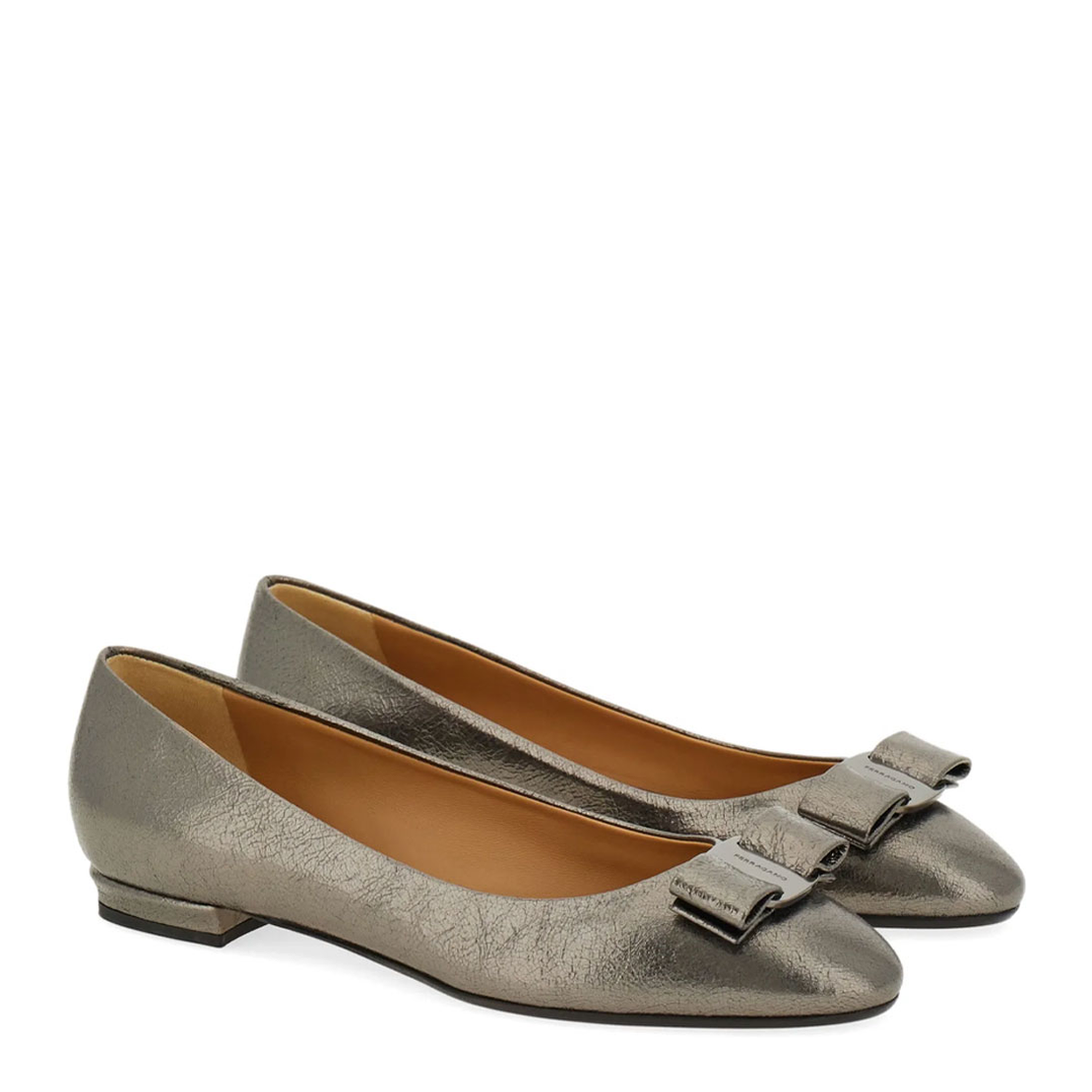 MAYFEYR - Ferragamo - Varina Crackled Laminated Metallic Leather Ballet Flat - 01L3420795428