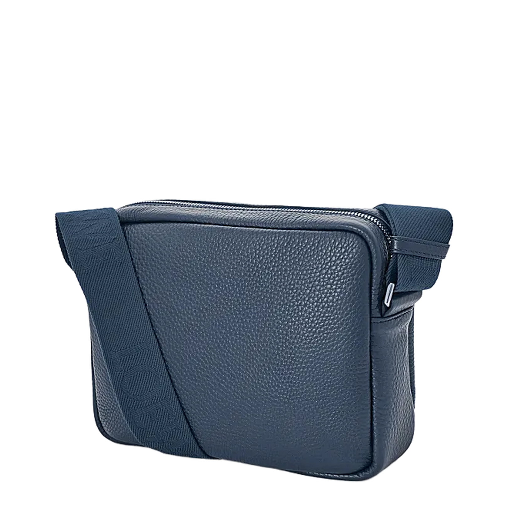 Medium Pebble Messenger Bag