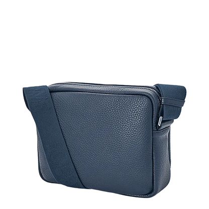 Medium Pebble Messenger Bag