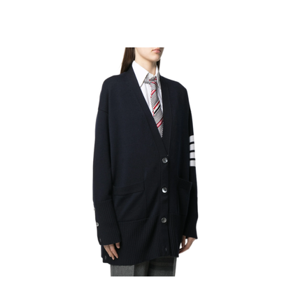 MAYFEYR - Thom Browne - Exaggerated Fit V Neck Cardigan W/ 4 Bar Stripe In Fine Merino Wool - FKC402AY1002415
