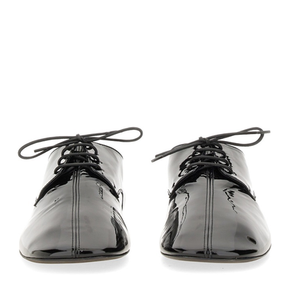 Shiny Leather Lace-Up Shoe