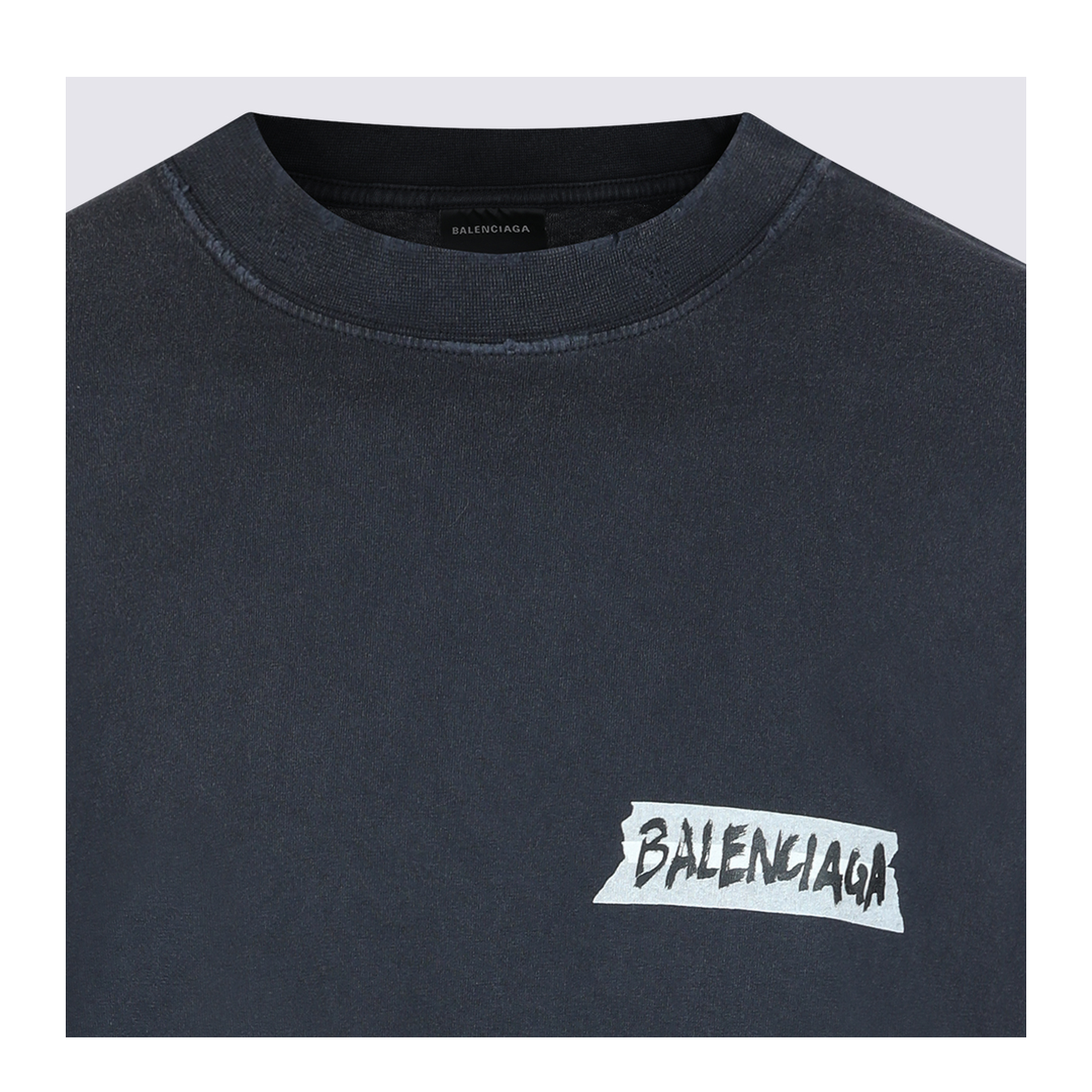 Masking Tape T-shirt Medium Fit in Faded Black