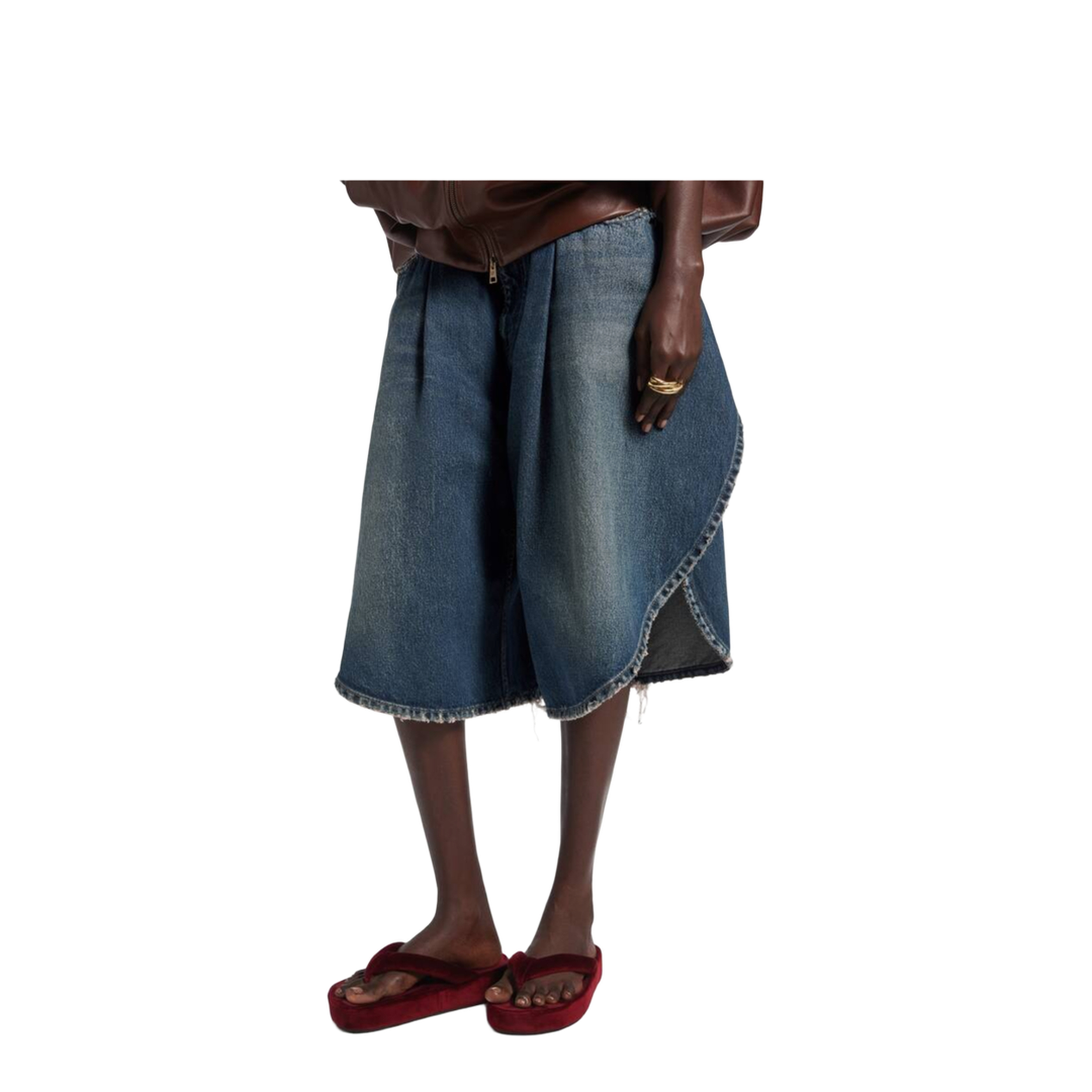 Tulip Bermuda in Dark Ocean