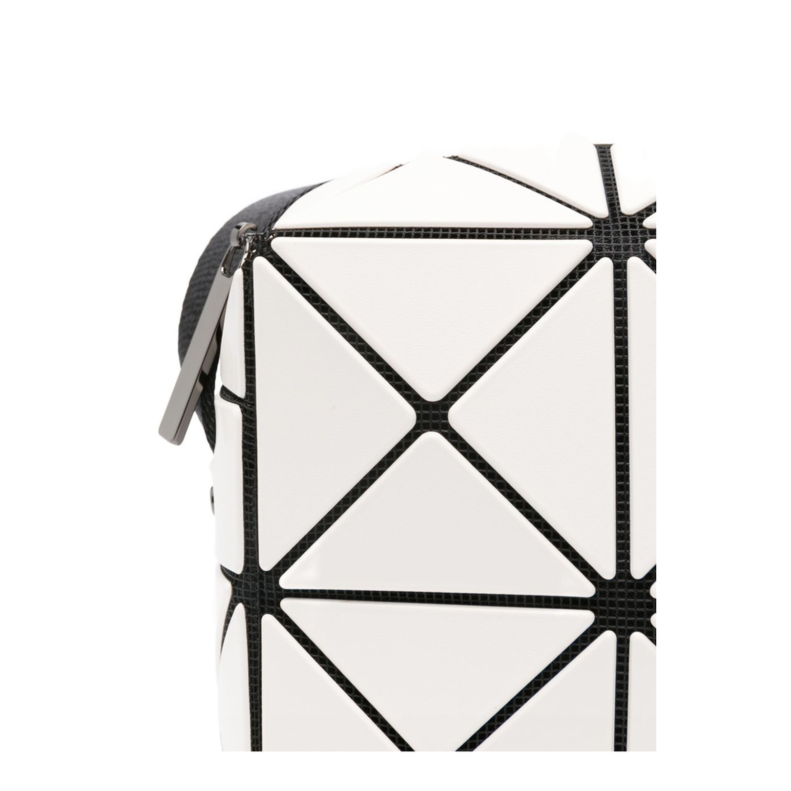 Bags featuring a radical triangle-based concept and manufacturing techniques