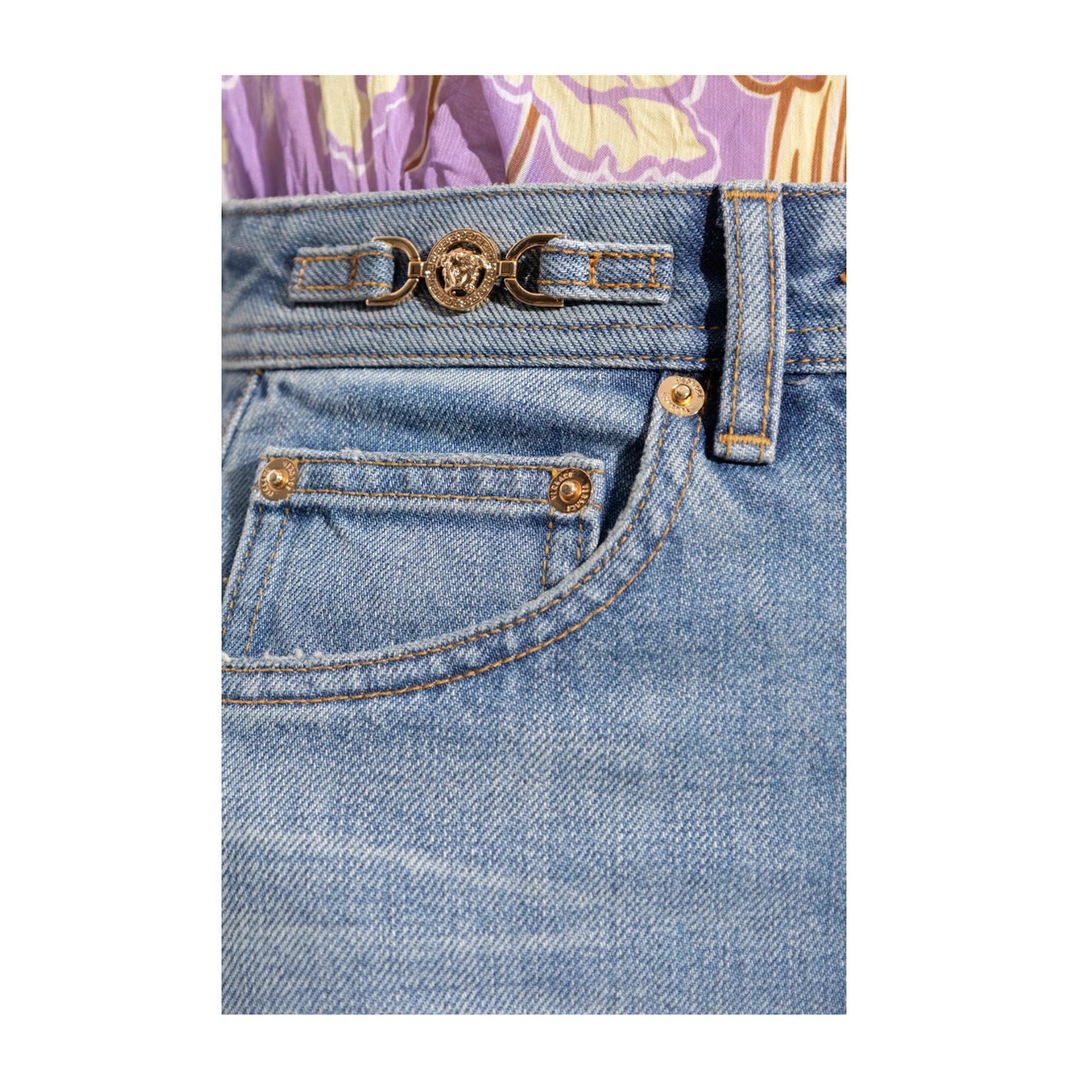 Jeans with Vintage Effect