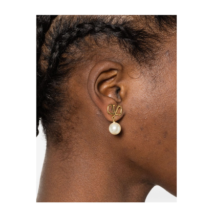 Vlogo Signature Earrings With Pearls in Gold