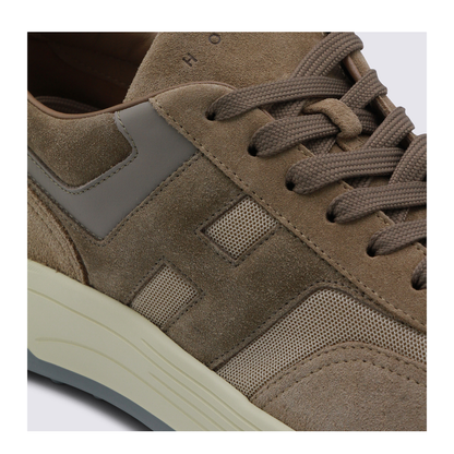 Hyperlight Sneaker