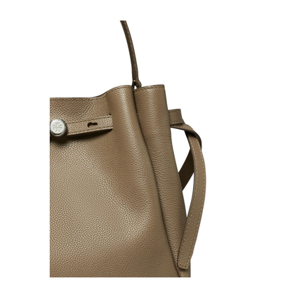 Romy Pebbled Leather Bucket Bag - Soft Cement