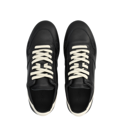 Minimal Sneak Sneaker