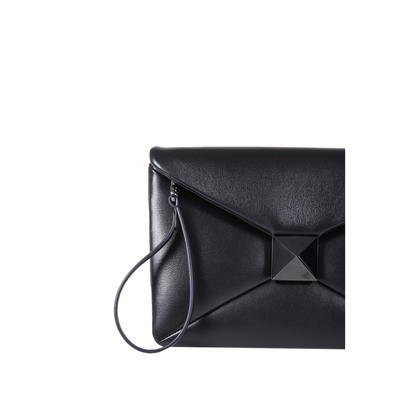 One Stud Clutch
