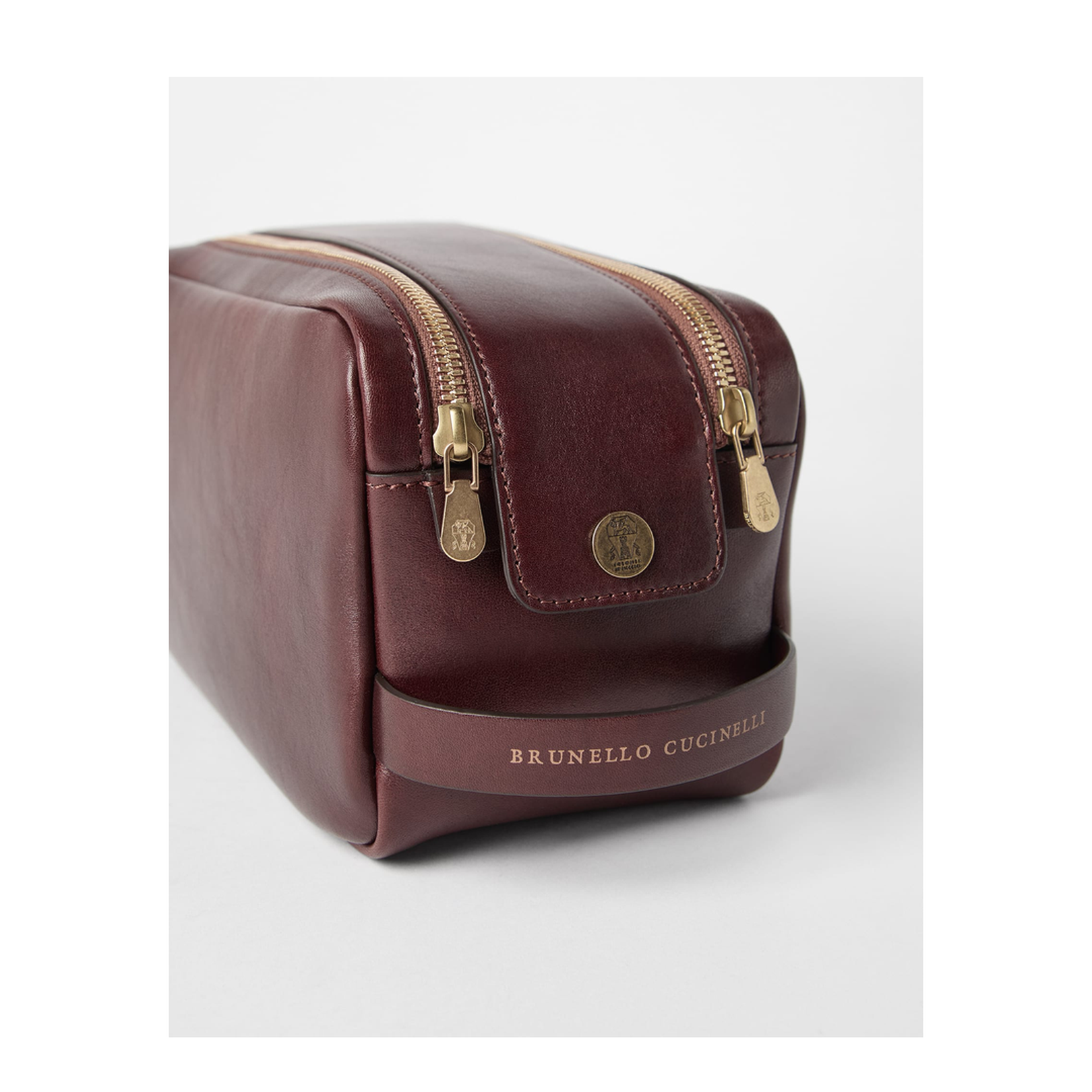 Beauty Case with Double Zipper in Burgundy
