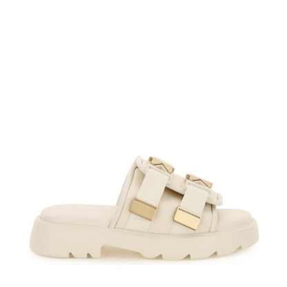 Sandal Flash