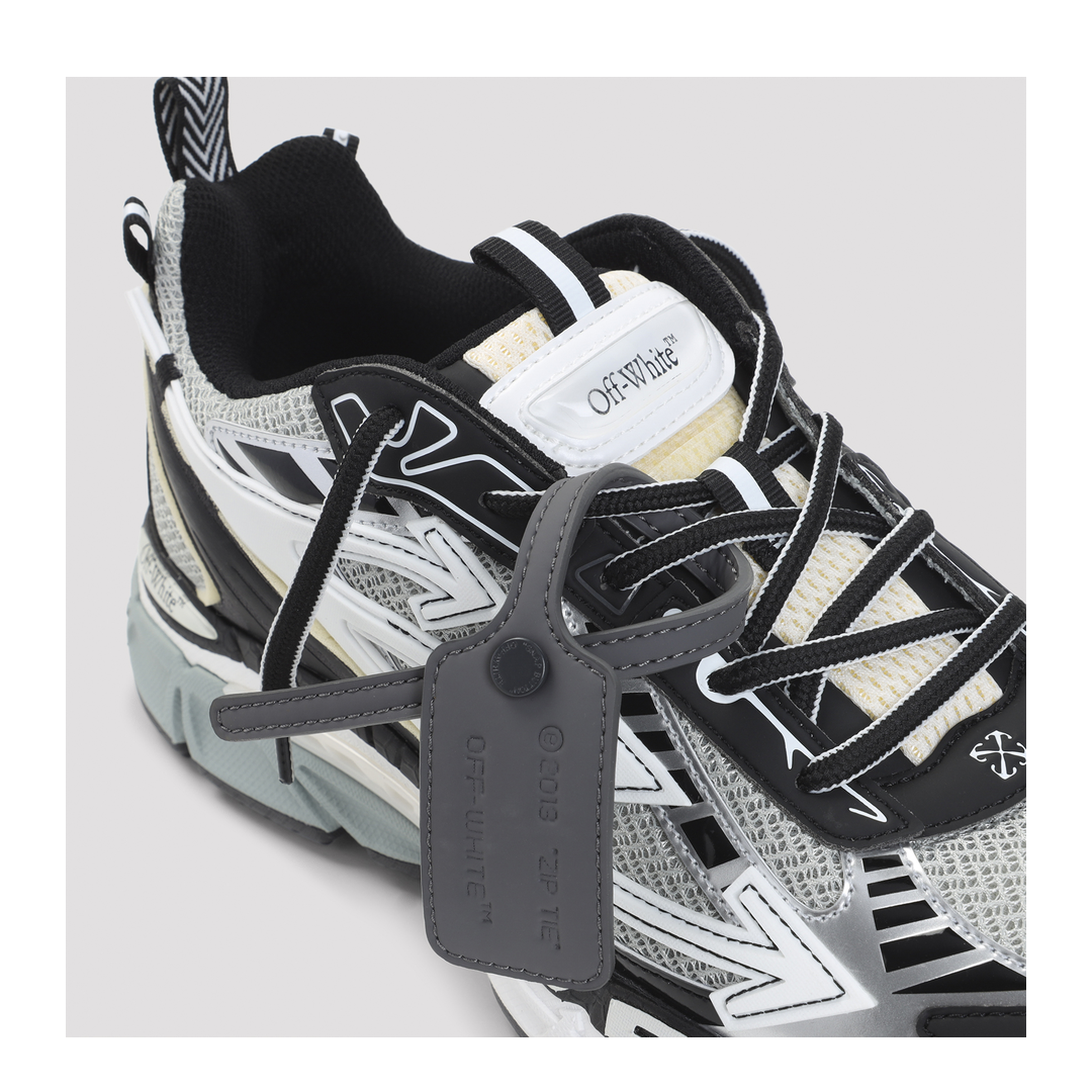 MAYFEYR - Off-White - Be Right Back Sneakers - M295C9F001