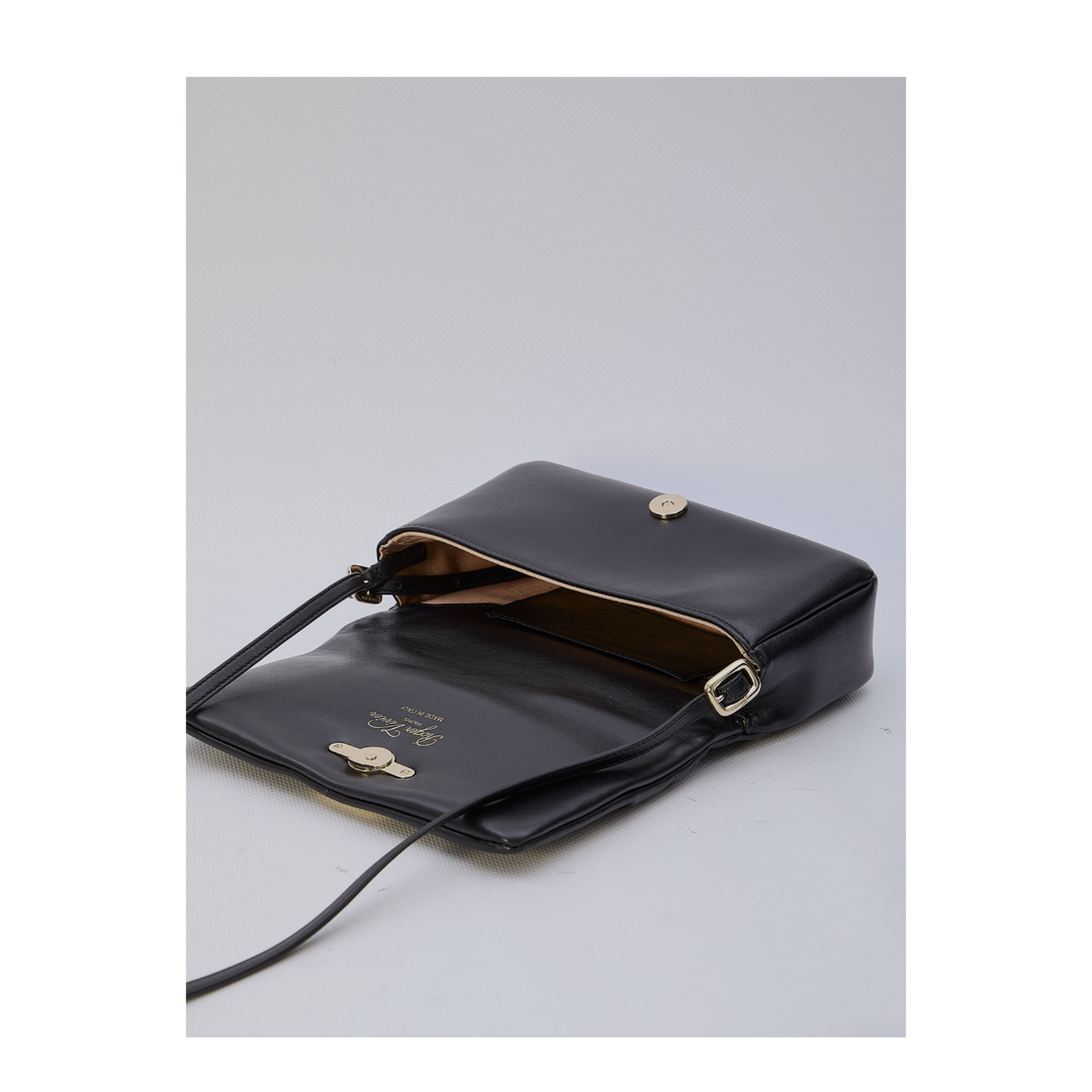 Choc Phone Holder in Leather